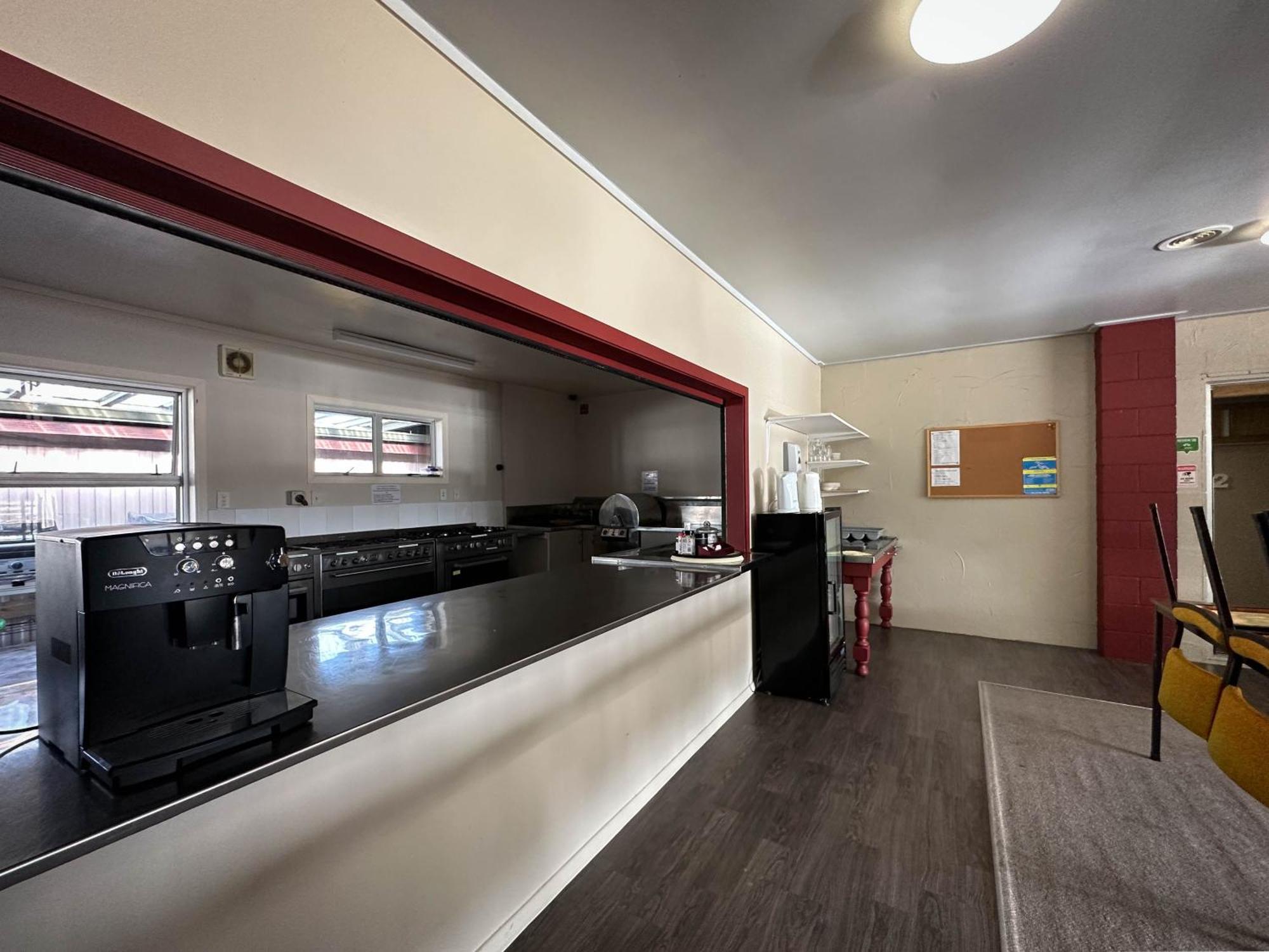The Crossing Lodge & Backpackers Erua Εξωτερικό φωτογραφία