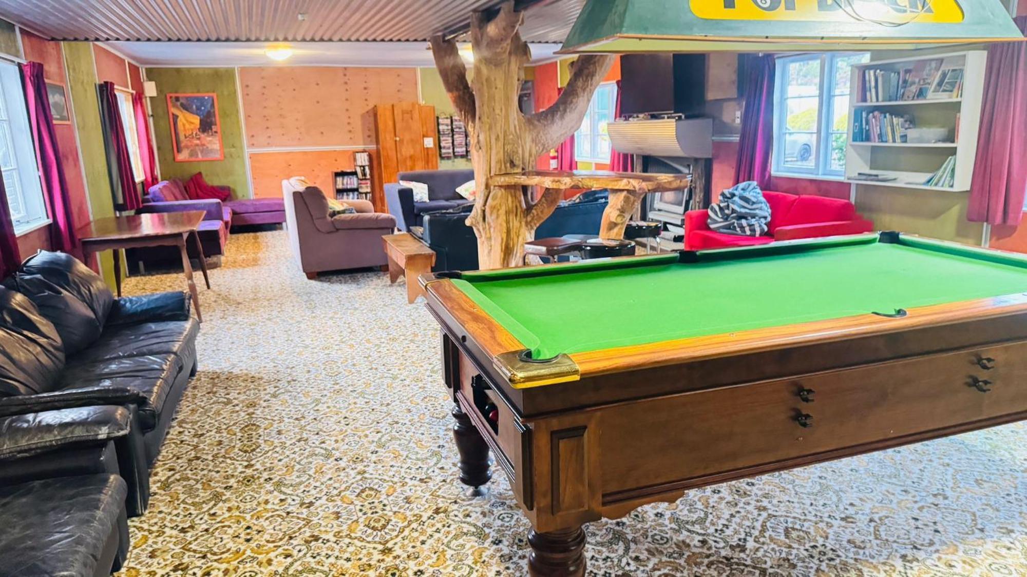 The Crossing Lodge & Backpackers Erua Εξωτερικό φωτογραφία