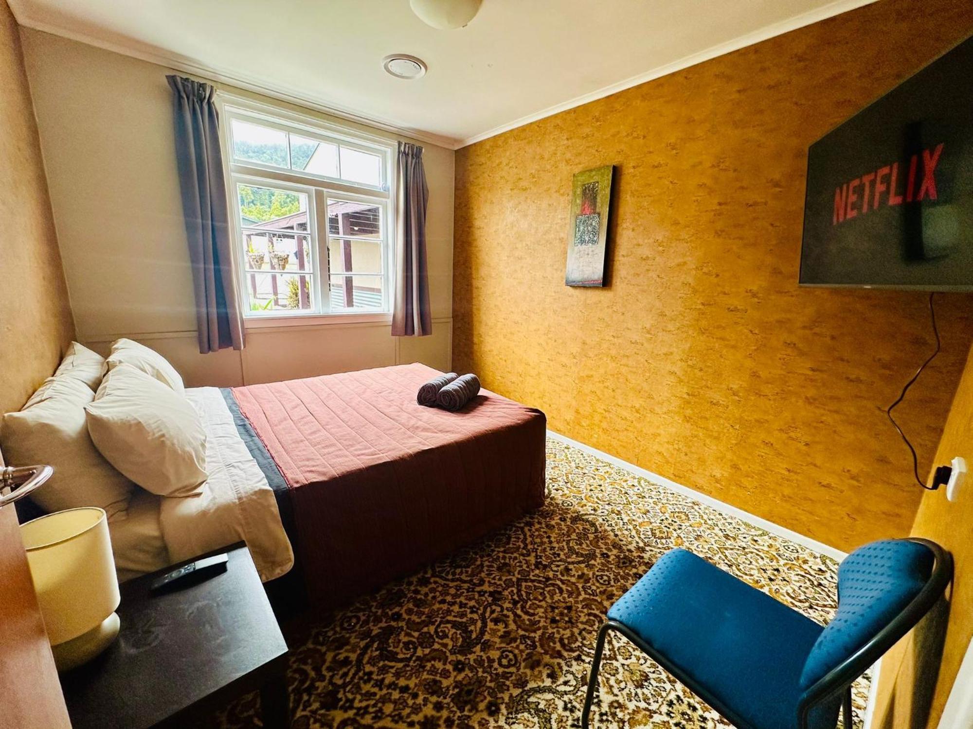 The Crossing Lodge & Backpackers Erua Εξωτερικό φωτογραφία